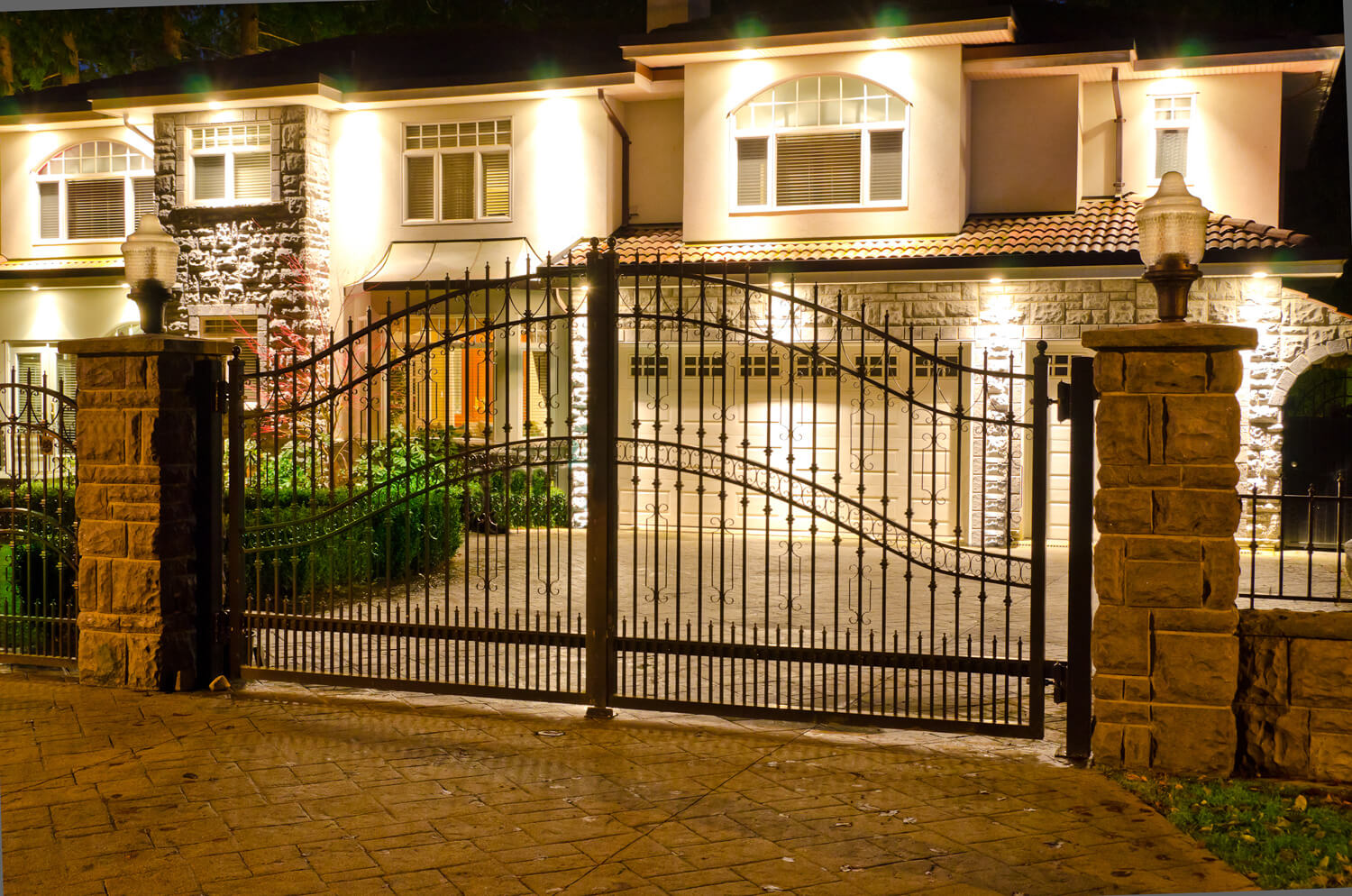 Electric gates supplied and installed by professional engineers in Purley, Surrey gate automation company